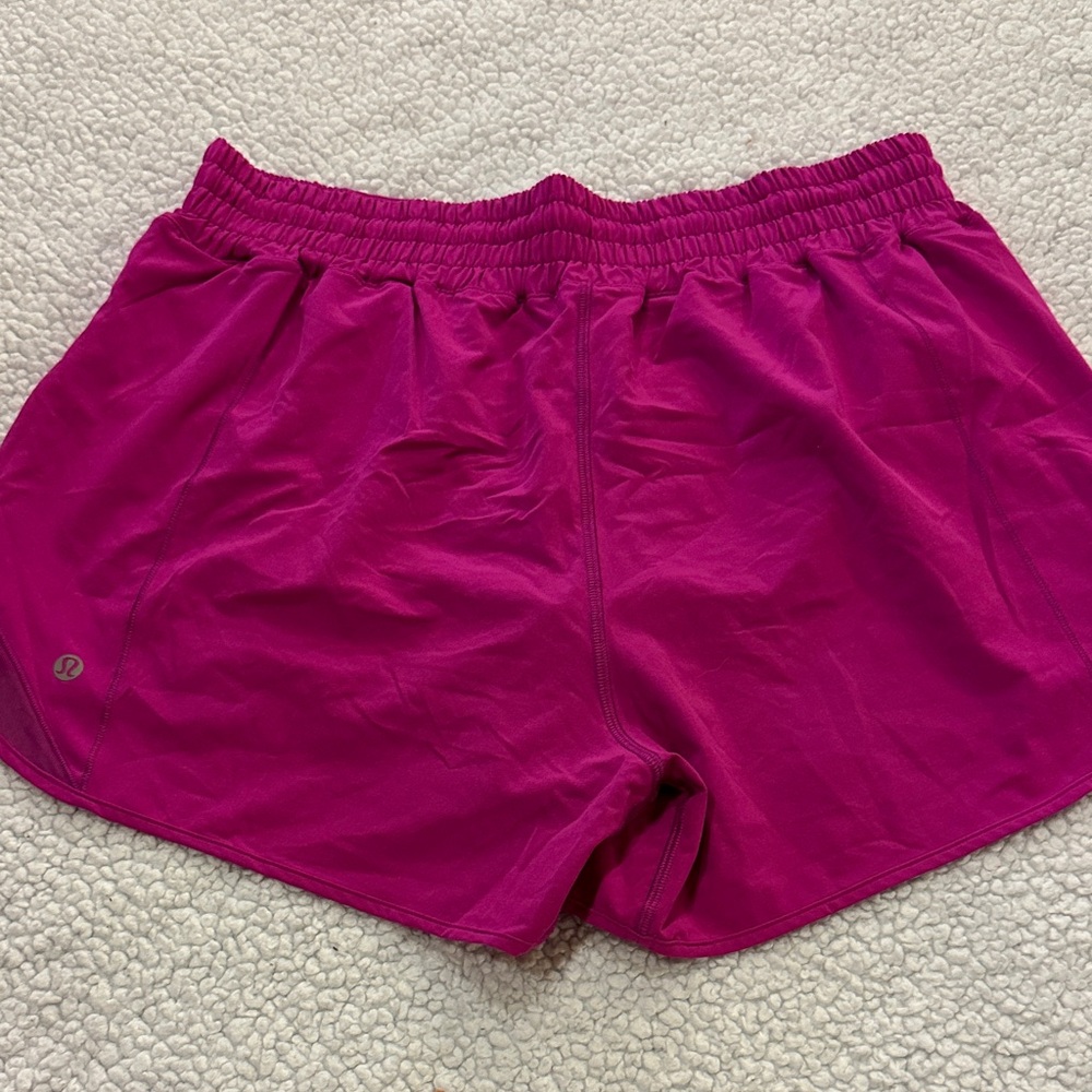 Lululemon Hotty Hot 4” shorts - Picture 2 of 3